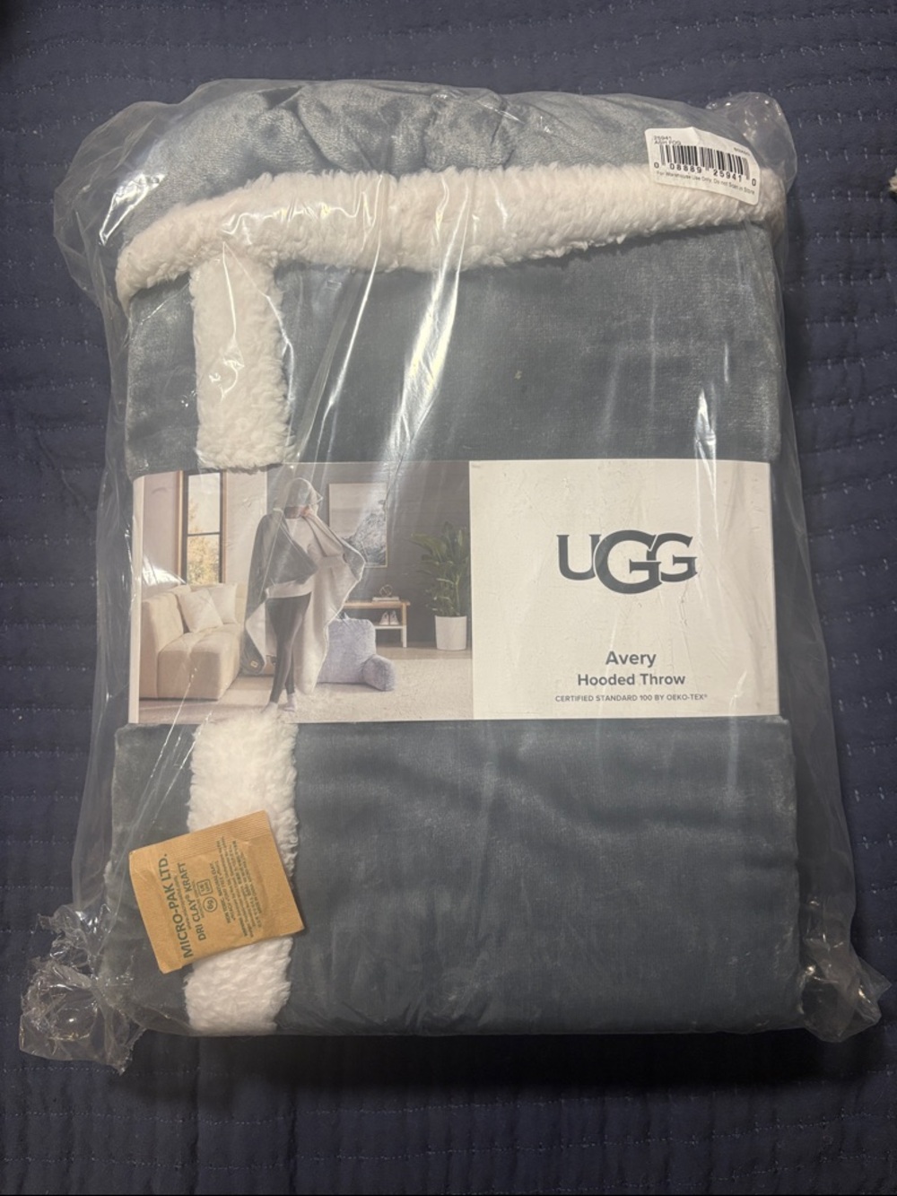 UGG Avery Hooded Throw - Gray with White Sherpa